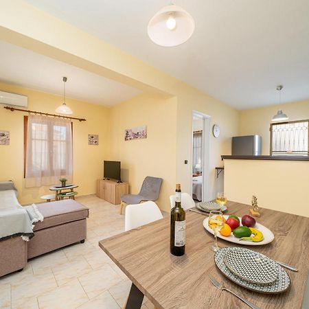 Sea Salt Apartments ซามี ภายนอก รูปภาพ